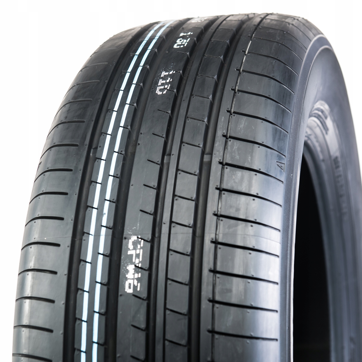 235/60R18 opona YOKOHAMA ADVAN V61E 107V